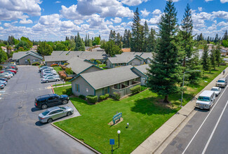 Gloria Drive Apartments in Sacramento, CA - Foto de edificio - Building Photo