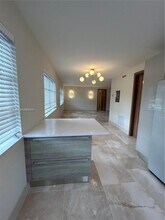 1060 92nd St in Bay Harbor Islands, FL - Building Photo - Building Photo