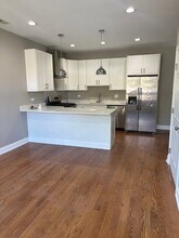 5803 W Superior St in Chicago, IL - Building Photo - Building Photo