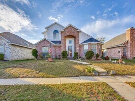 7851 Shield Rd in Frisco, TX - Building Photo