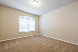 16425 Vescovo Ln in Pflugerville, TX - Building Photo - Building Photo