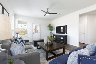 Legacy in Pflugerville, TX - Building Photo - Building Photo