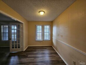 4417 Eastpointe Dr in Pensacola, FL - Building Photo - Building Photo