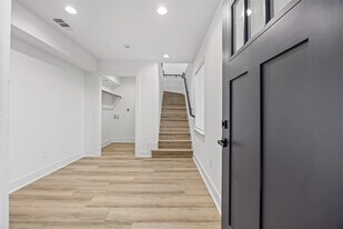 14107 Faith Frst Dr in Houston, TX - Building Photo