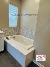 50 Fonseca St in Sacramento, CA - Building Photo - Building Photo