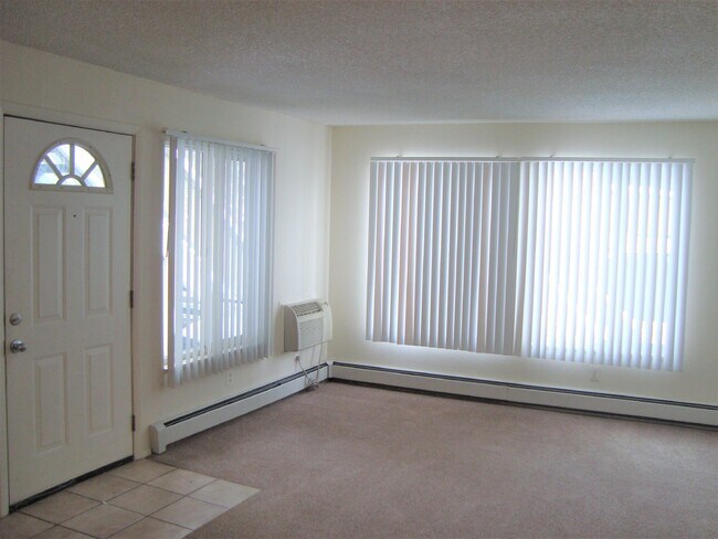 857 S Van Gordon Ct in Lakewood, CO - Building Photo - Building Photo