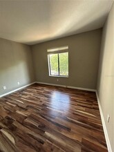 8217 Sun Spring Cir in Orlando, FL - Building Photo - Building Photo