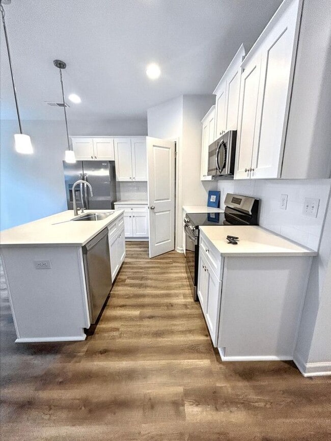 2042 McDonald Dr in Charlotte, NC - Building Photo - Building Photo