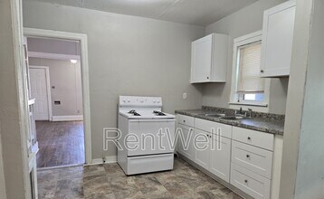 2116 20th St in Lubbock, TX - Building Photo - Building Photo