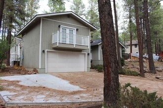 900 W Coy Dr in Flagstaff, AZ - Building Photo - Building Photo