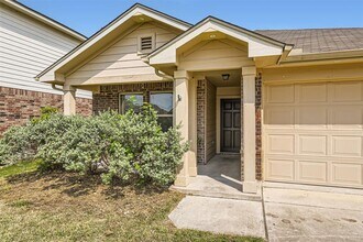18520 Moreto Loop in Pflugerville, TX - Building Photo - Building Photo