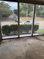 712 Memorial Mews St in Houston, TX - Building Photo