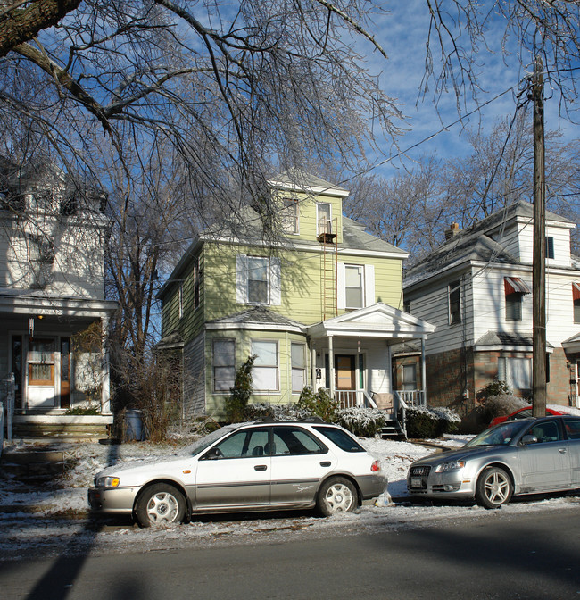 715 Mcclellan St in Schenectady, NY - Building Photo - Building Photo