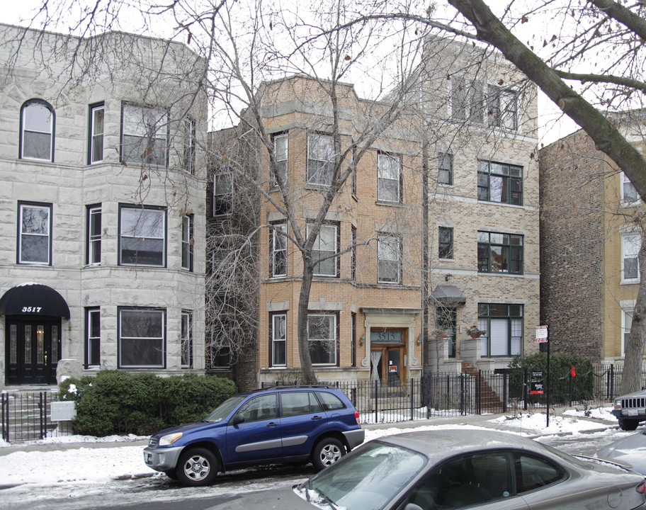 3515 N Wilton Ave in Chicago, IL - Building Photo