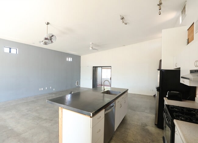 property at 421 E Lester St