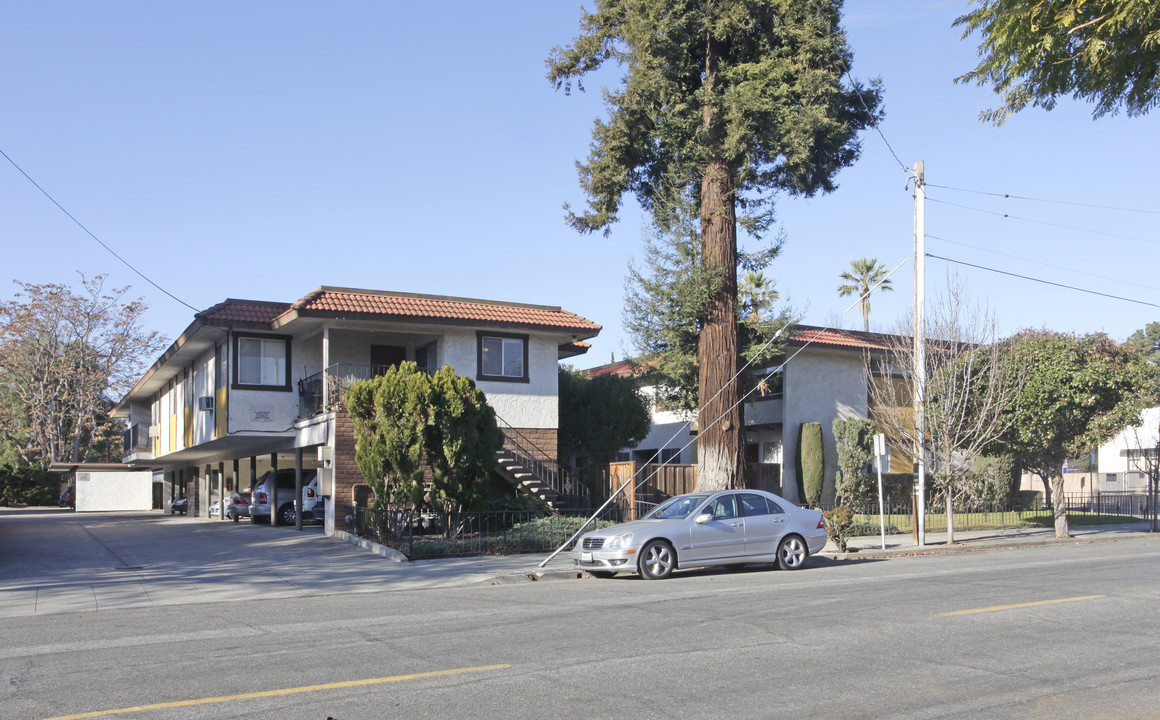 University Gardens in Santa Clara, CA - Building Photo