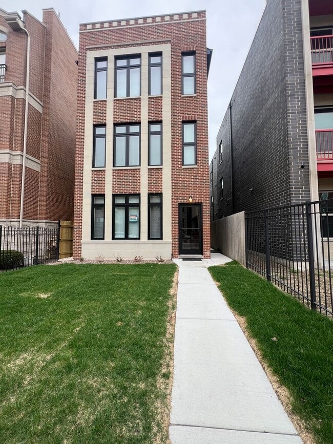 4231 S Champlain Ave in Chicago, IL - Building Photo - Building Photo