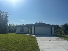 13395 Kaplan Terrace in Port Charlotte, FL - Building Photo