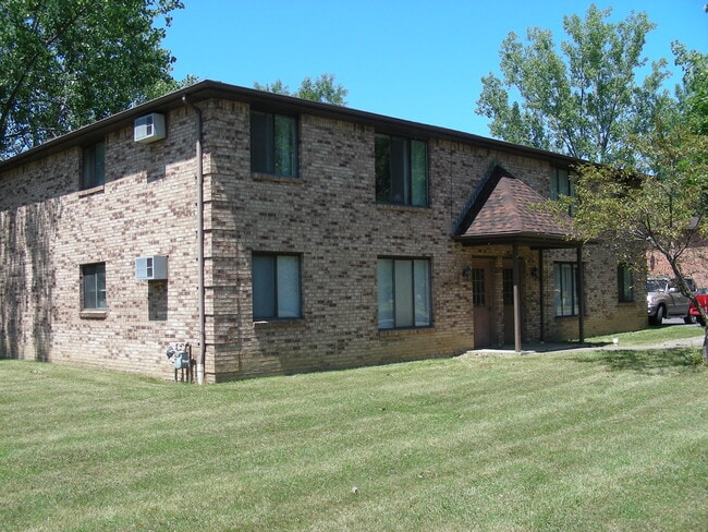 55 Lemon Tree Ct, Unit 4