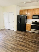 7635 Commerce Ct in Riverdale, GA - Building Photo - Building Photo