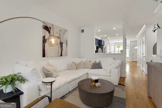 375 Highland Ave NE in Atlanta, GA - Building Photo - Building Photo