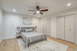 313 Lucy Ln in Horseshoe Bay, TX - Building Photo - Building Photo