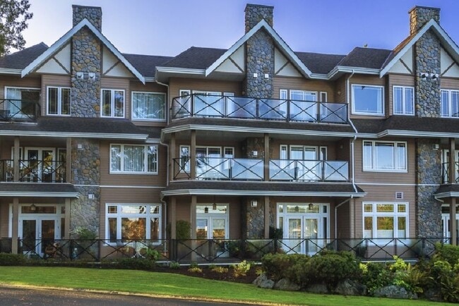 property at 2326 Harbour Rd