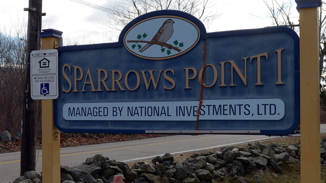 Sparrows Point I in Warwick, RI - Foto de edificio - Building Photo