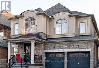 29 Lampman Cres in Brampton, ON - Building Photo - Building Photo