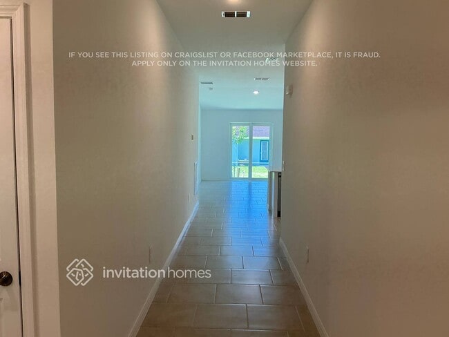 20379 Copeland Ave in Port Charlotte, FL - Building Photo - Building Photo