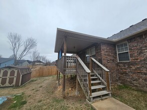 963 Piper St in Cave Springs, AR - Building Photo - Building Photo