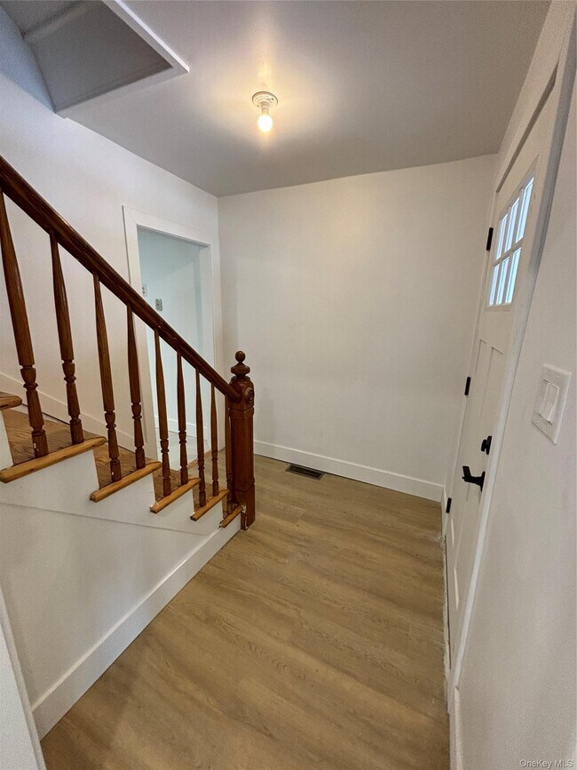 63 Capron St in Walden, NY - Building Photo - Building Photo