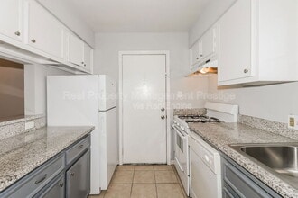 3111 Falk Ct in La Porte, TX - Foto de edificio - Building Photo