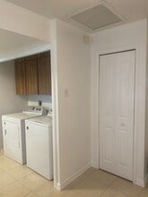 9299 Silverthorne Dr in Palm Beach Gardens, FL - Foto de edificio - Building Photo