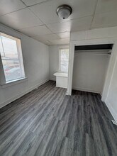 328 W Mason St in Springfield, IL - Foto de edificio - Building Photo