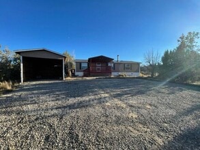 11 Rd 2952 in Aztec, NM - Building Photo - Building Photo