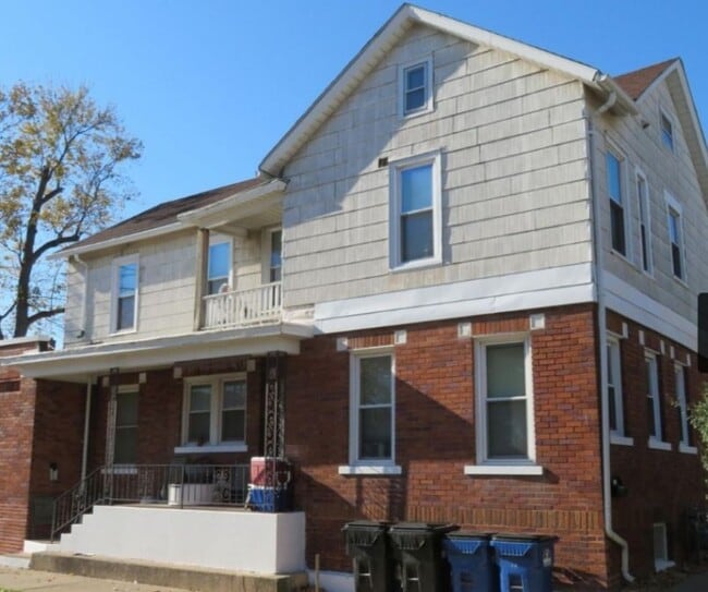 property at 1000 Hagerer St