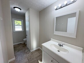 711 Grandview Dr in Franklin, KY - Building Photo - Building Photo