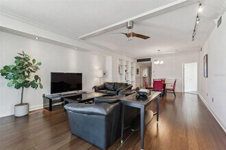 1 Beach Dr SE in St. Petersburg, FL - Building Photo - Building Photo