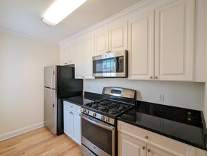 51 Langdon St, Unit 3 in Cambridge, MA - Building Photo - Building Photo