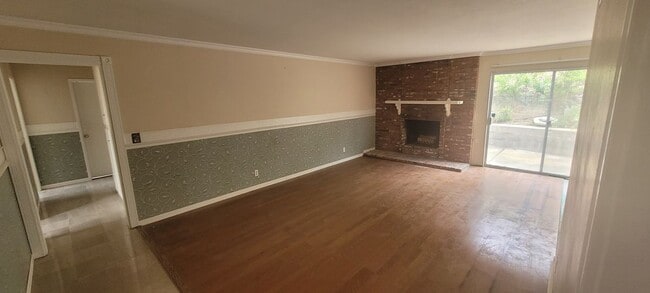 893 Calle Pinata in Thousand Oaks, CA - Foto de edificio - Building Photo