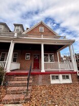 36 York Ct in Baltimore, MD - Building Photo