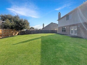 303 Quail Meadows Ln in Arlington, TX - Building Photo - Building Photo