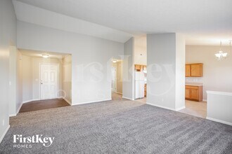 10622 Deercrest Ln in Indianapolis, IN - Building Photo - Building Photo