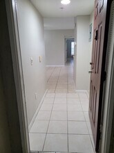 724 Crest Pines Dr, Unit 524 in Orlando, FL - Building Photo - Building Photo
