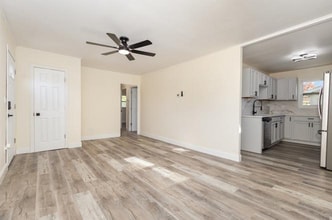 116 S Hammes Ave in Joliet, IL - Building Photo - Building Photo