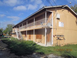 915 SW 36th St in San Antonio, TX - Building Photo - Other