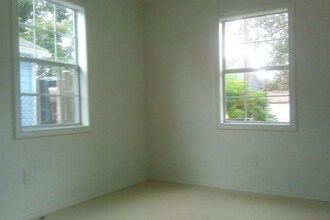 4506 Hershe St in Houston, TX - Foto de edificio - Building Photo