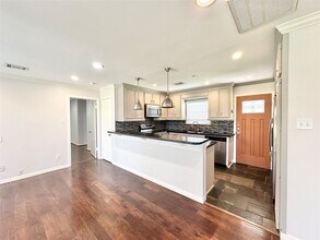 22 Champions Colony W in Houston, TX - Building Photo - Building Photo