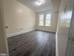 720 Springfield Ave in Baltimore, MD - Building Photo - Building Photo